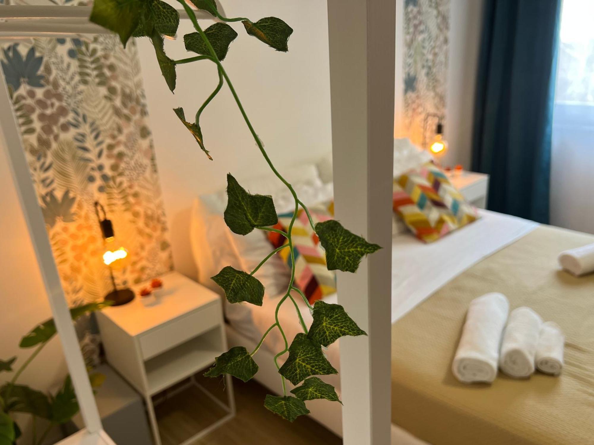 Light Holiday Home Palermo Esterno foto